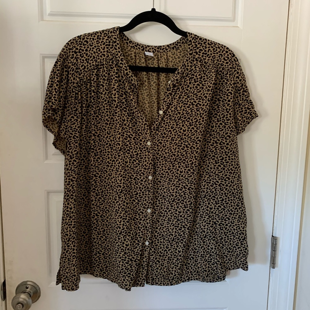 Old Navy Cheetah Button Up